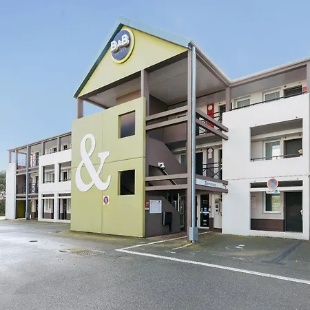 Saint-nazaire מלון 2*