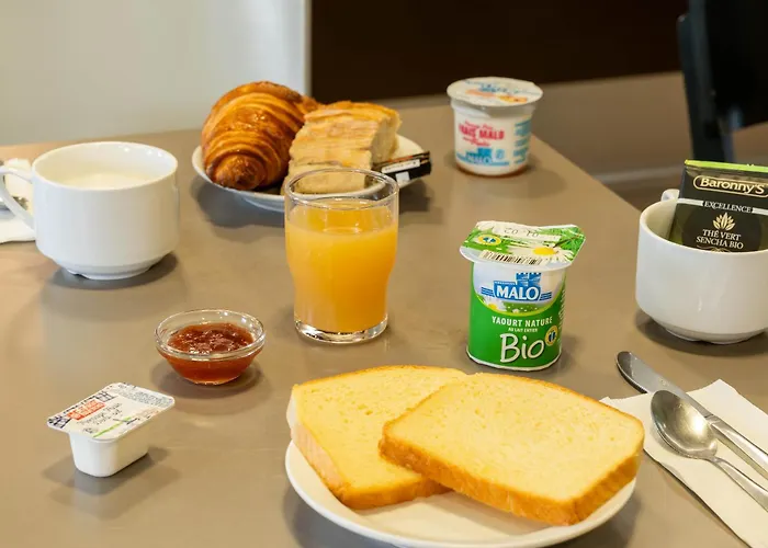 מלון Saint-nazaire טריניאק